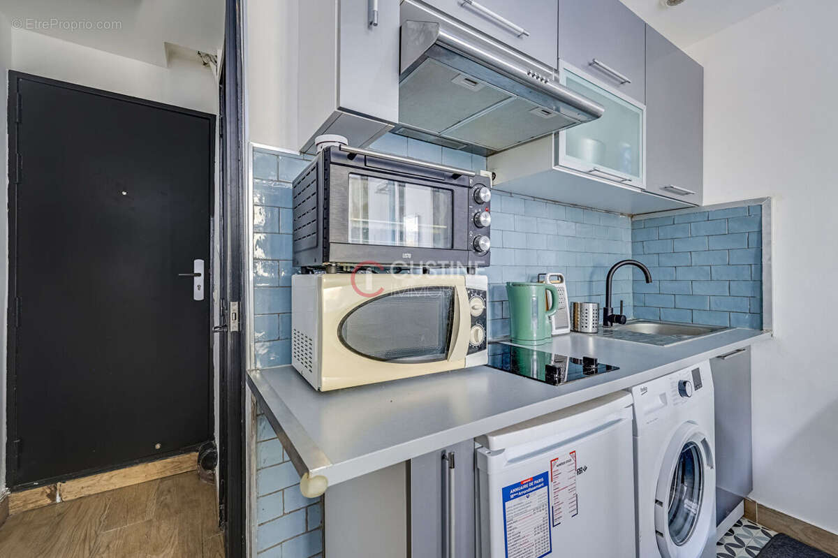 Appartement à PARIS-18E