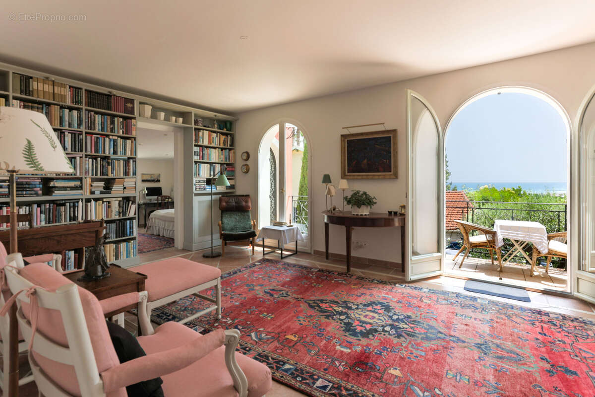 Appartement à CAGNES-SUR-MER