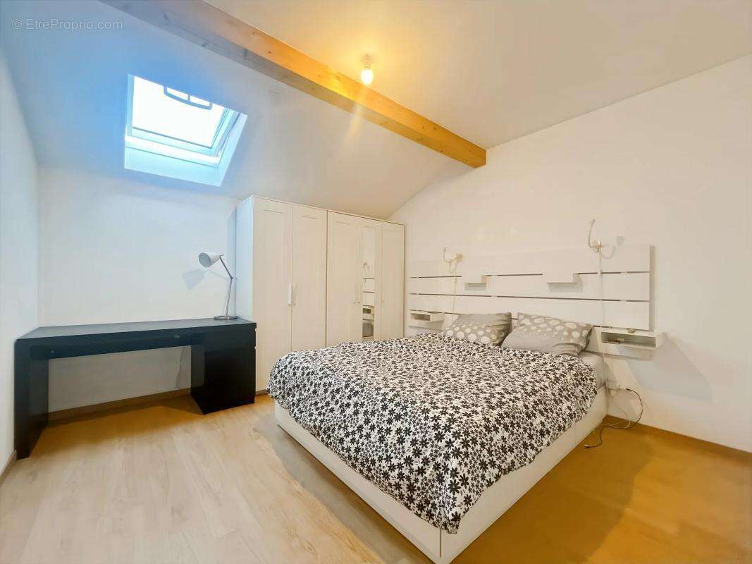 Appartement à PREVESSIN-MOENS
