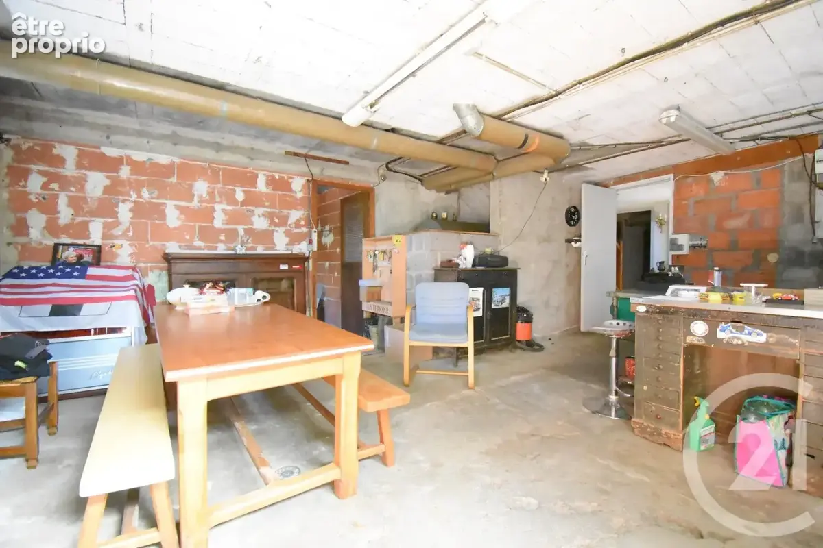 Maison 110 m² à Creuzier-Le-Vieux  - photo 10