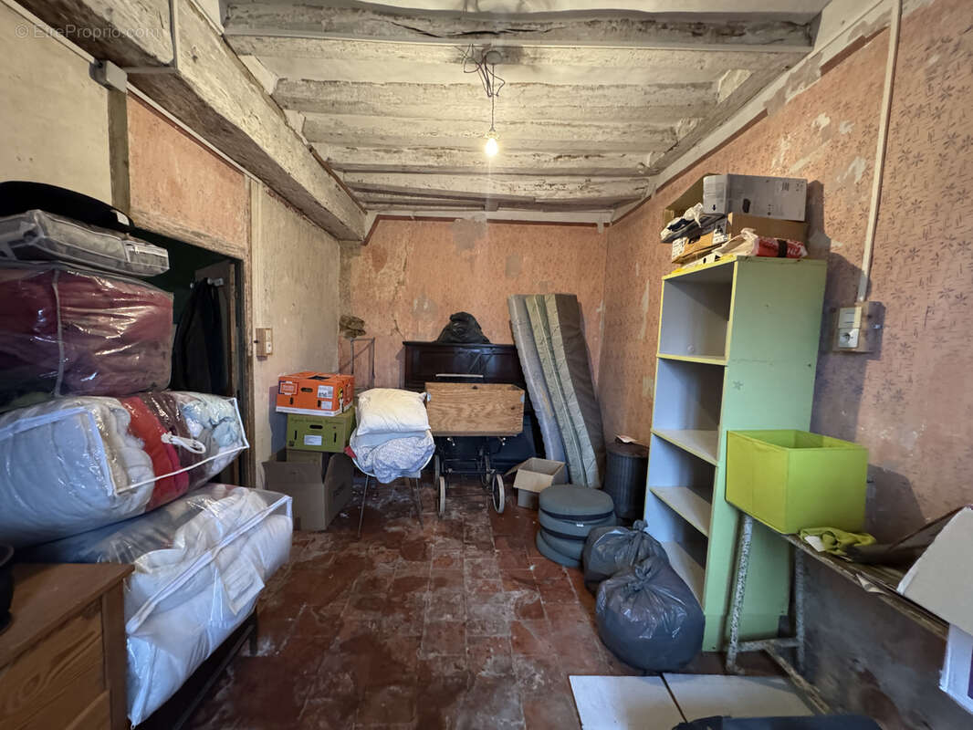 Maison à NEUVILLALAIS