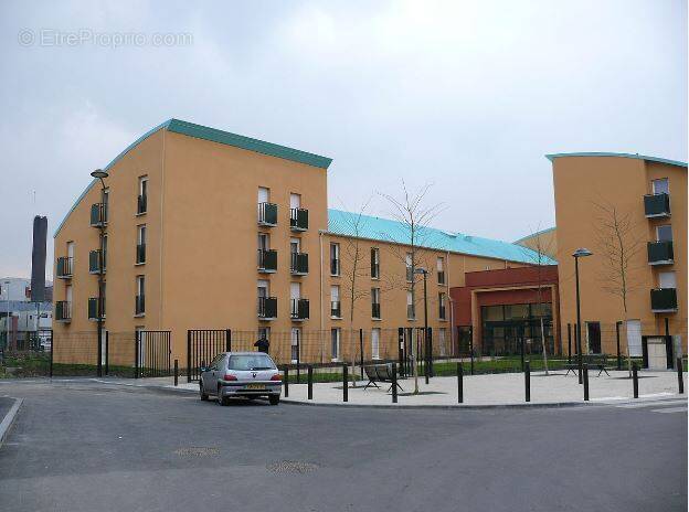 Appartement à VILLETANEUSE
