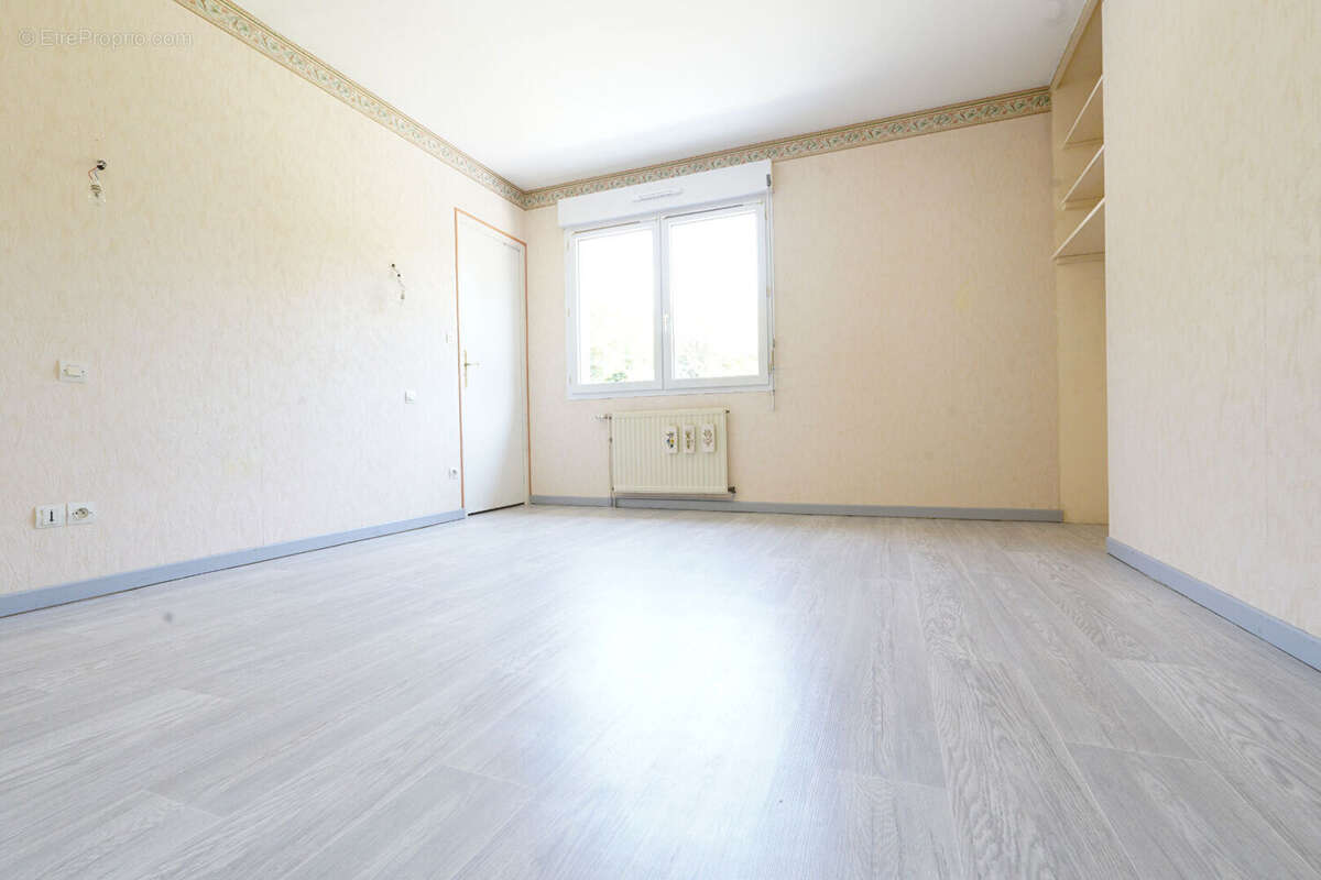 Maison 5 pièce(s) 125 m2 - photo 2