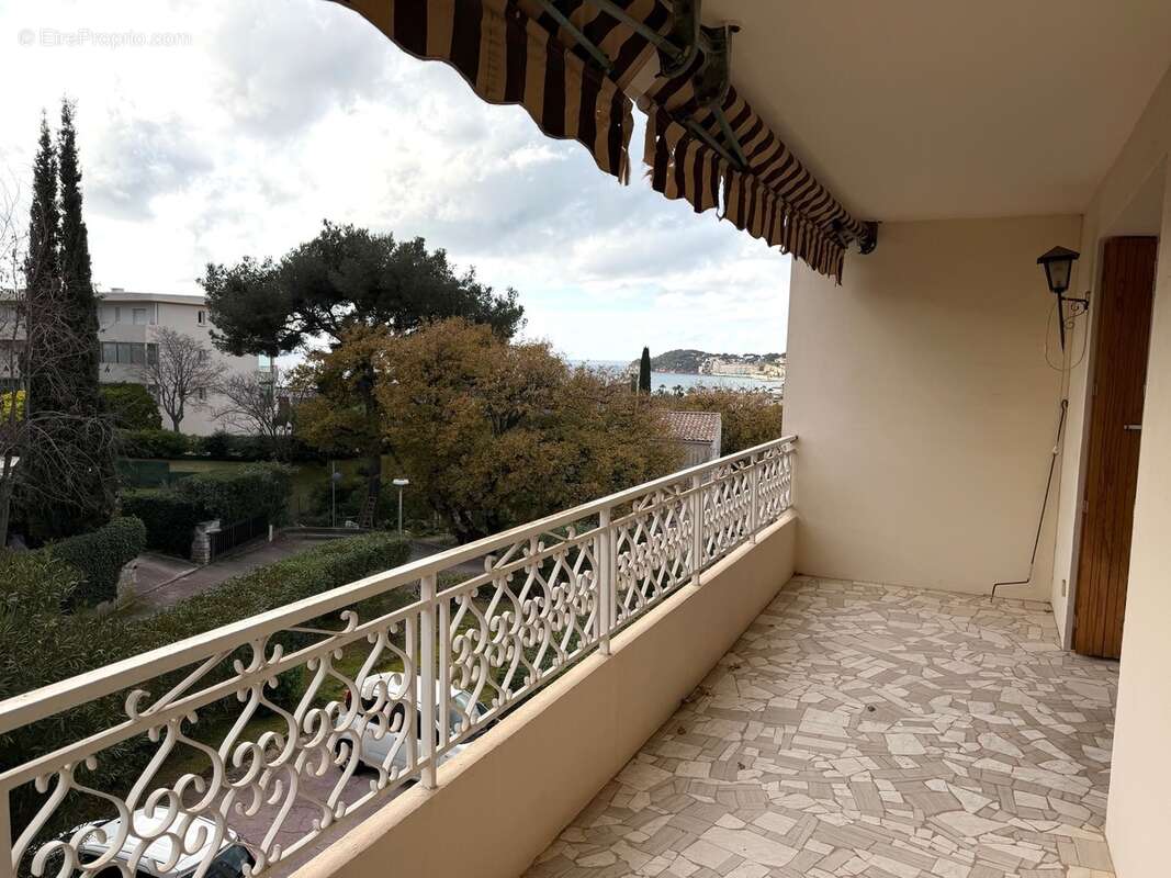 Appartement à SIX-FOURS-LES-PLAGES