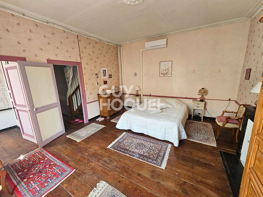 Maison à FONTENAY-LE-COMTE