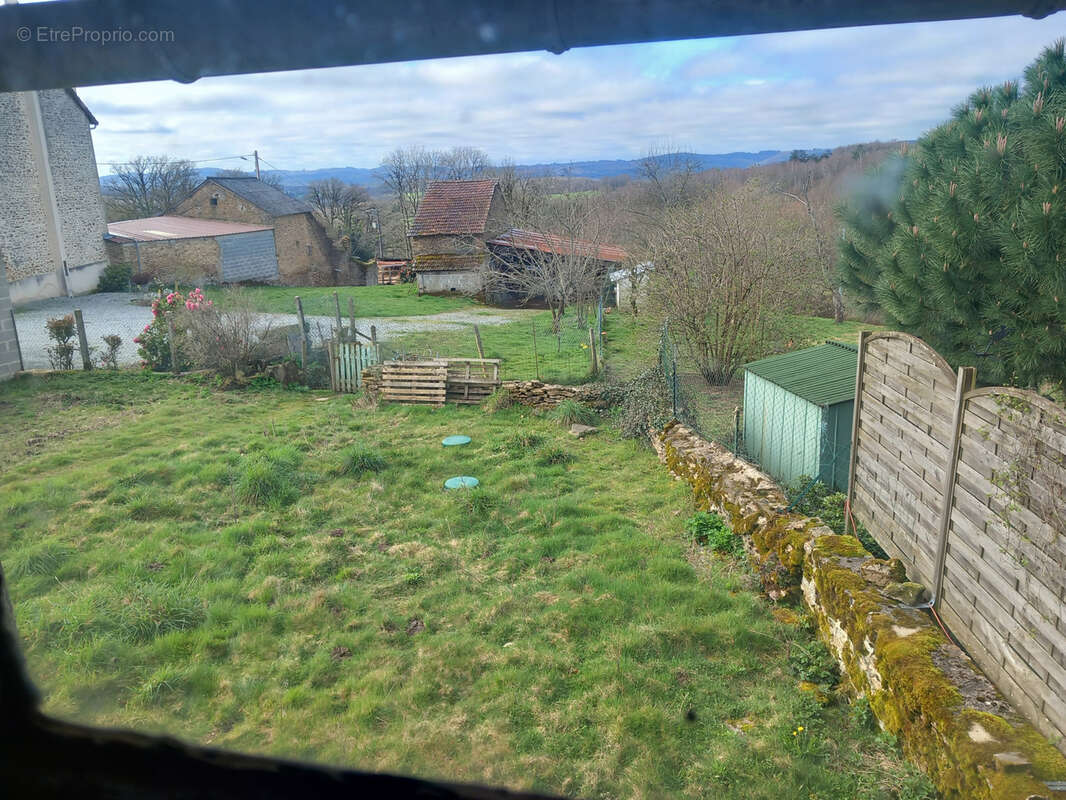 Maison à SAINT-DIZIER-LEYRENNE