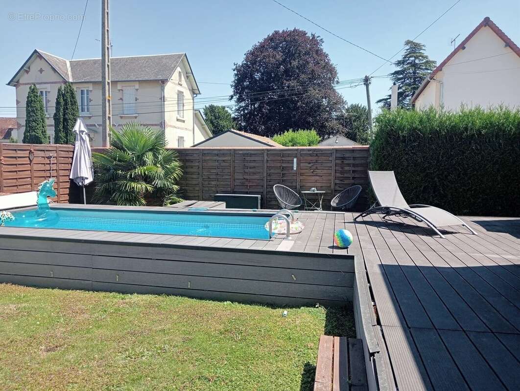 Maison à BEAUMONT-LE-ROGER