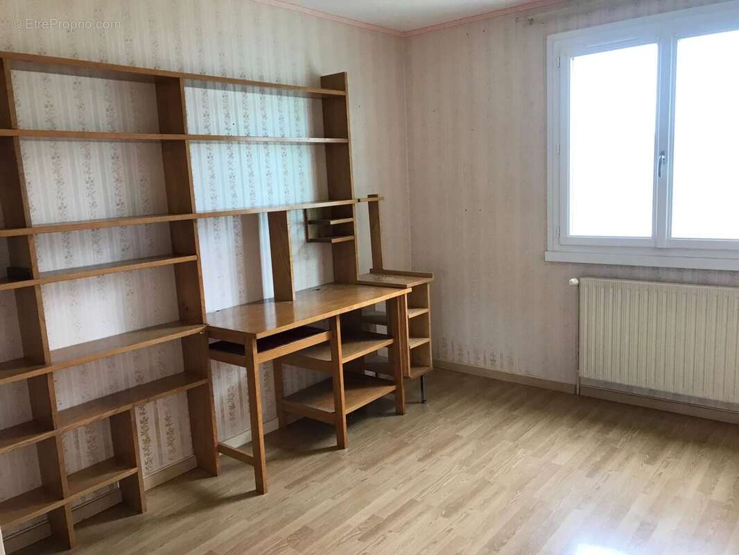 Maison à LUCHE-THOUARSAIS