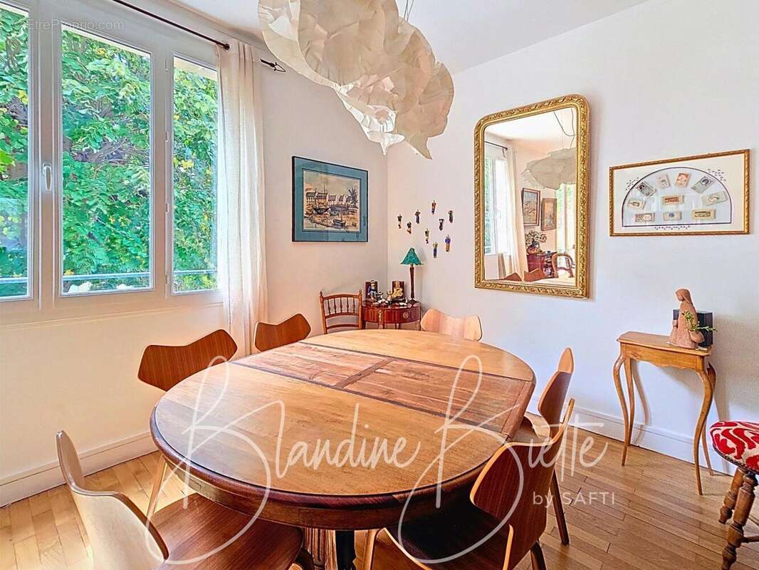 Photo 4 - Appartement à NEUILLY-SUR-SEINE