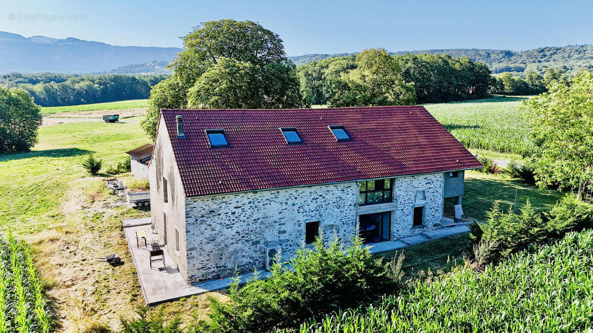 EXCLUSIVITE Viry "magique" demeure de 1800... - photo 4