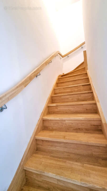 Maison à LA ROUVIERE