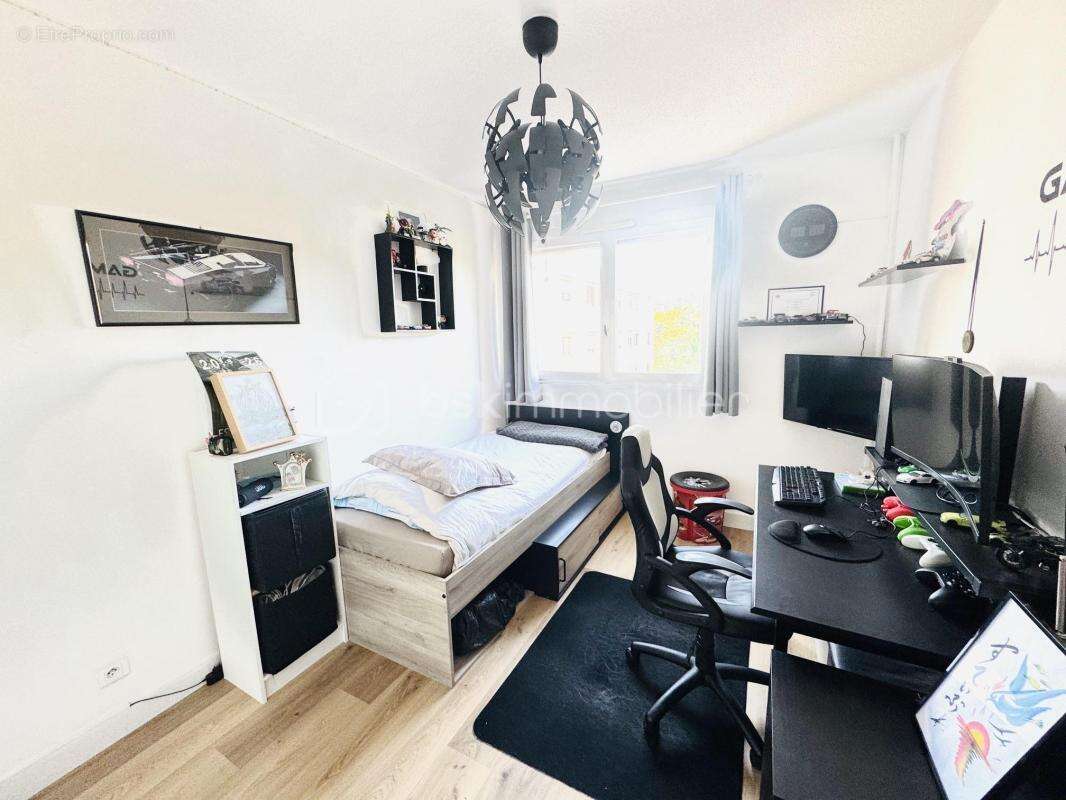 Appartement à MARSEILLE-12E