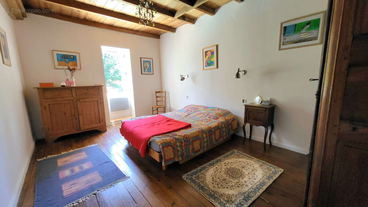 Maison à SAINT-ANDRE-DE-CUBZAC