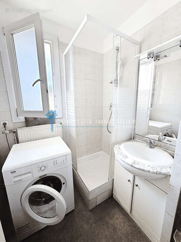 Appartement à SAINT-MARTIN-D'HERES
