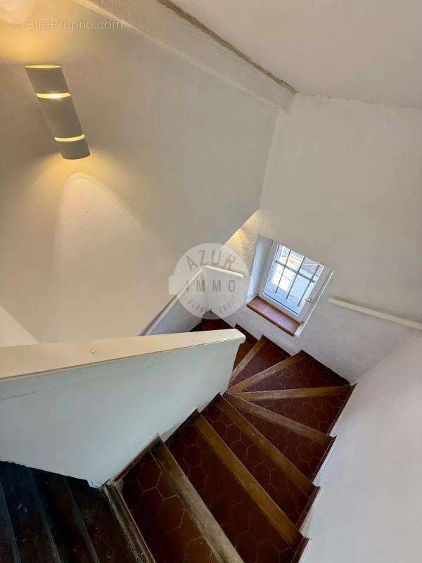 Appartement à SAINT-ZACHARIE