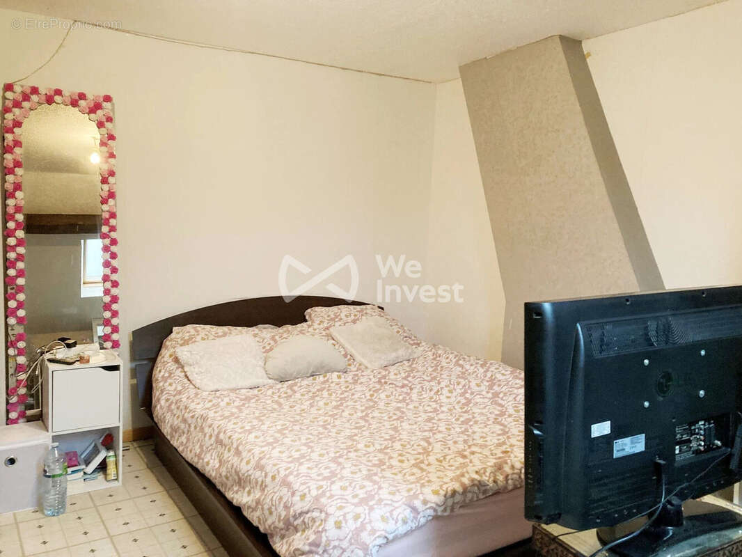 Maison à AULNOYE-AYMERIES