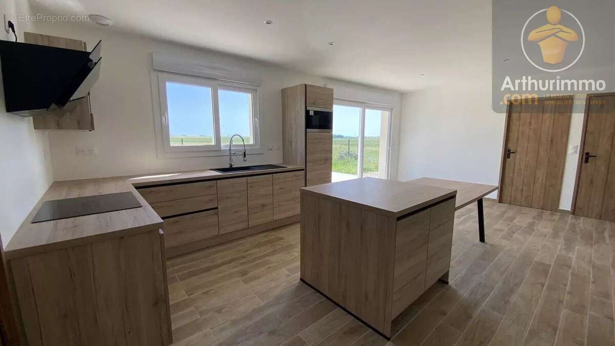 Maison à JOSNES