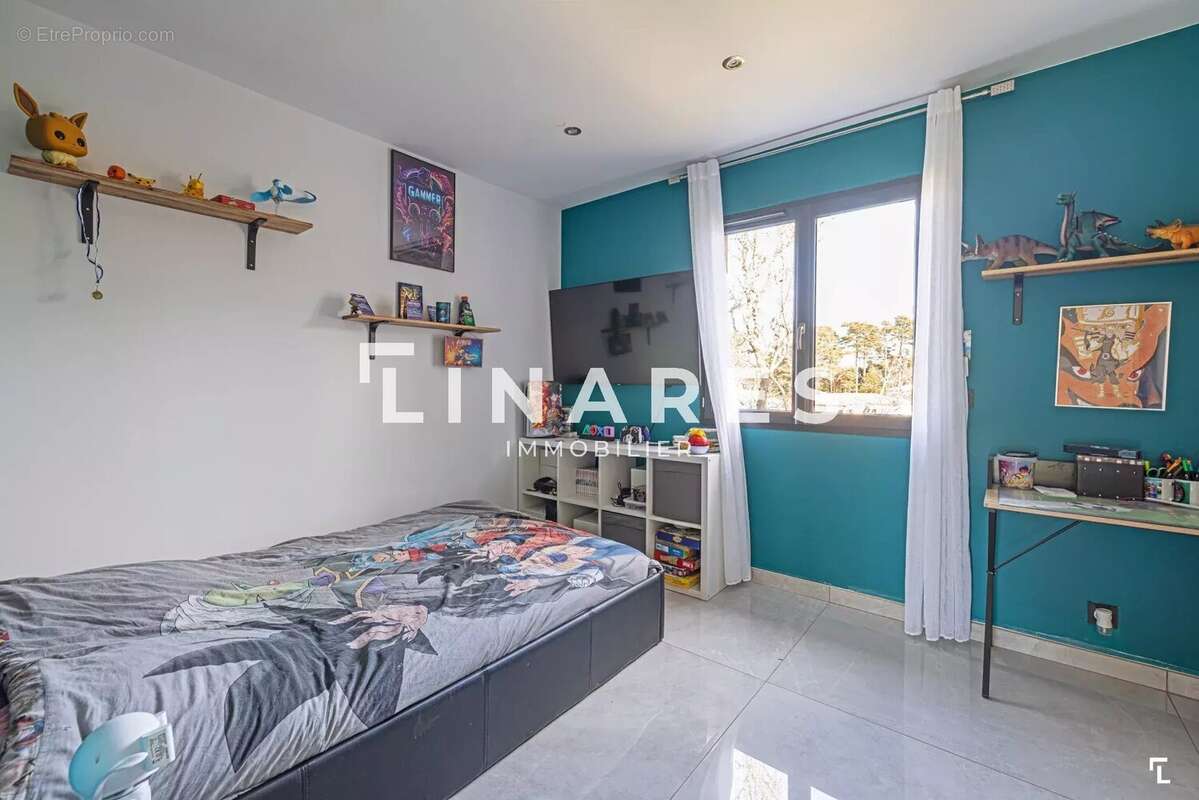 Maison à PLAN-D'AUPS-SAINTE-BAUME