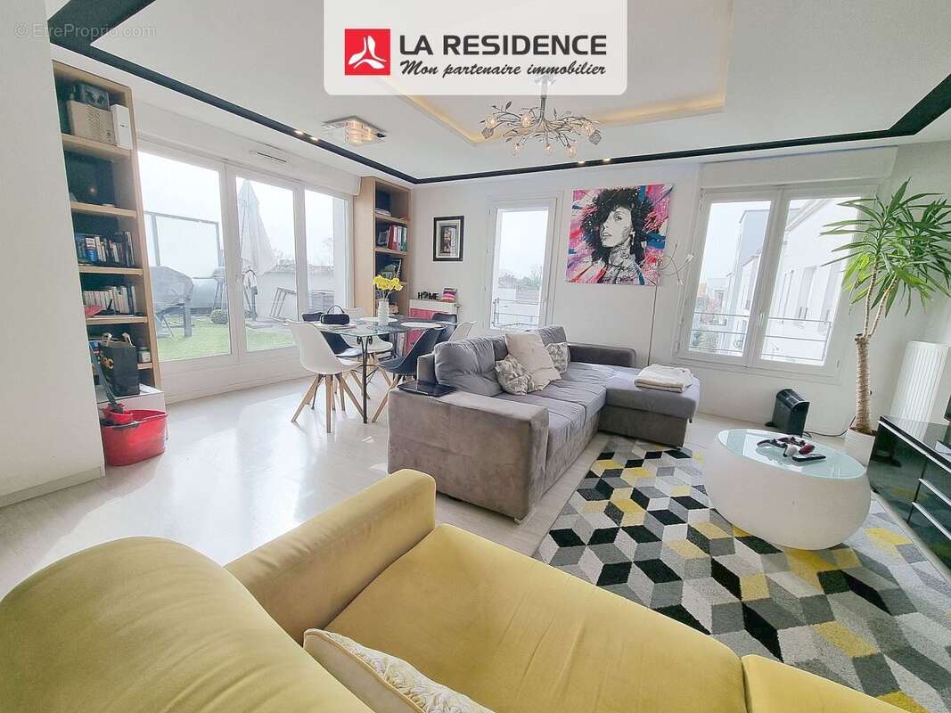 Appartement à STAINS