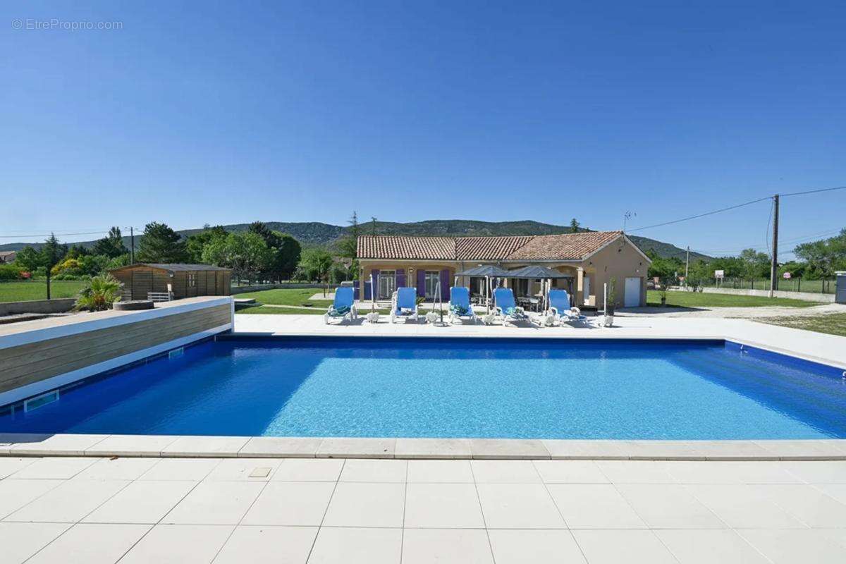 Maison de 5 pièces de 119 m² à Saint-Remèze - photo 11