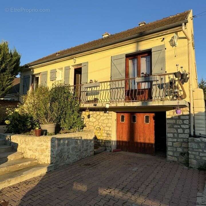 Maison à ENGENVILLE