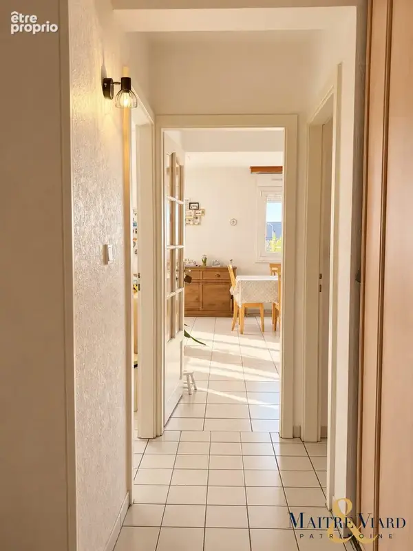 Appartement 4 pièces 90 m² à vendre à Vesoul (70000) - photo 4