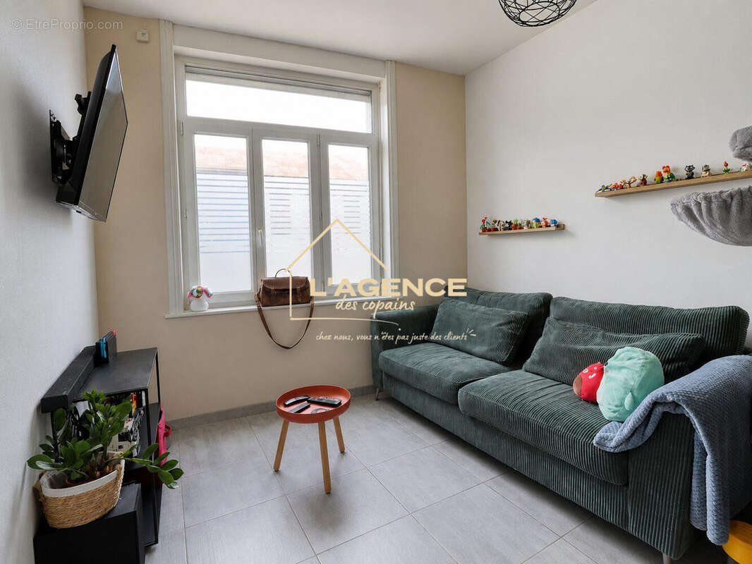 Maison 97 m² à Calonne-Sur-La-Lys  - photo 2