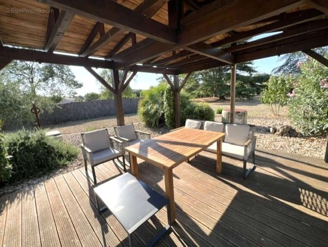 Maison à vendre saint georges des coteaux (17) - photo 5
