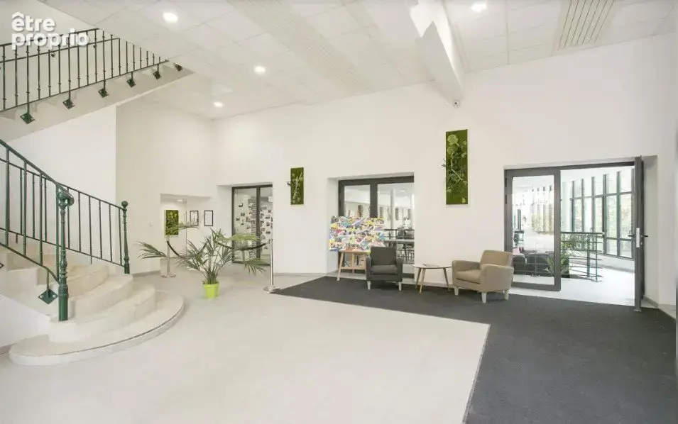 INVESTISSEMENT LOCATIF  TROYES  Résidence Seniors Stella Les Berges de Seine  7,25 % de rentabilité - photo 10