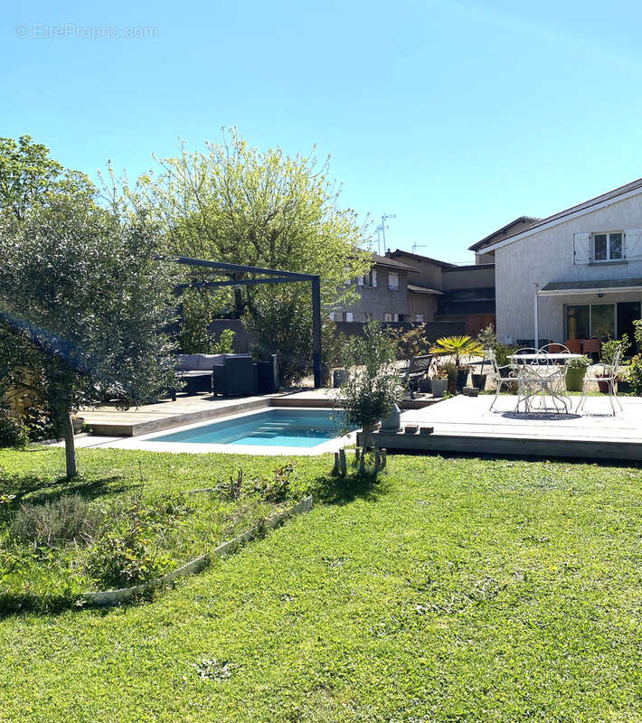 Maison à LES CHERES