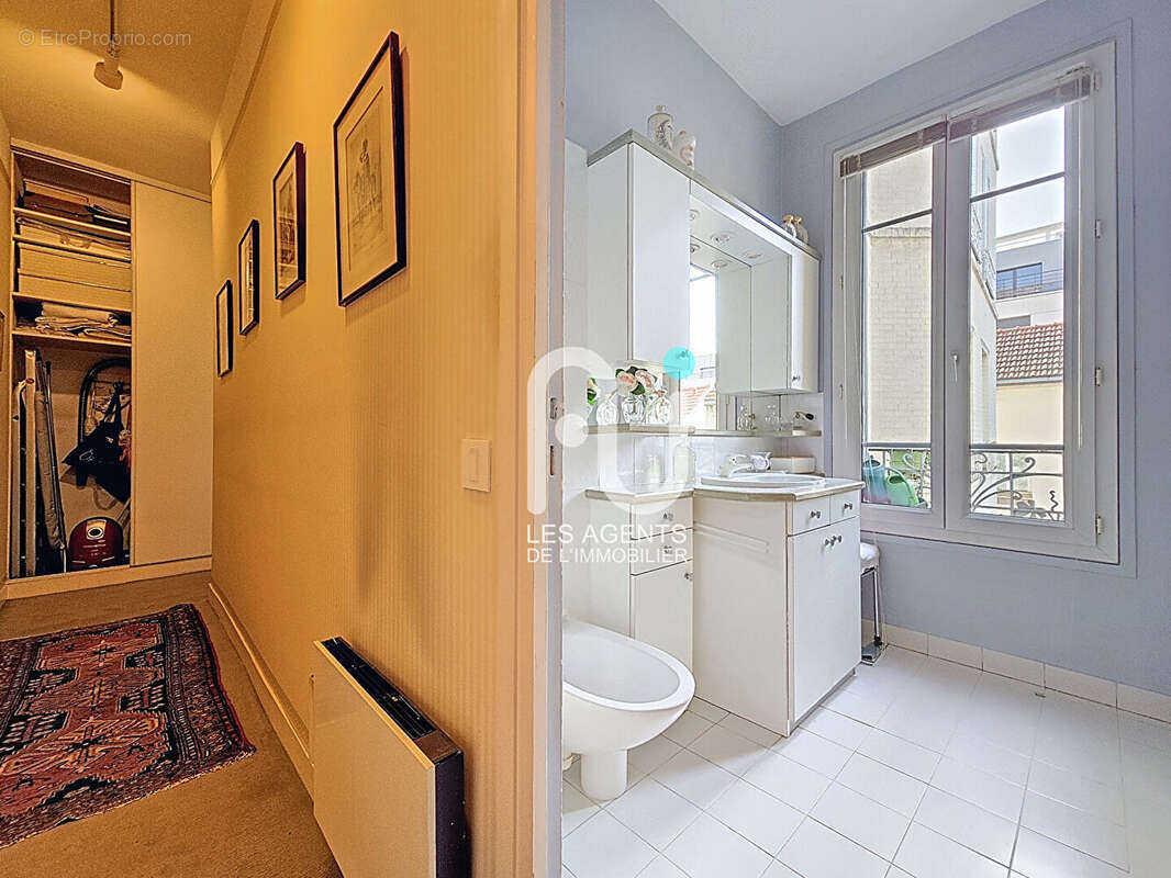 Appartement à SURESNES