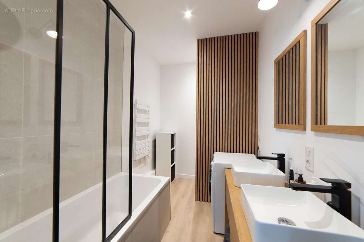 Photo 8 - Appartement à BRISON-SAINT-INNOCENT