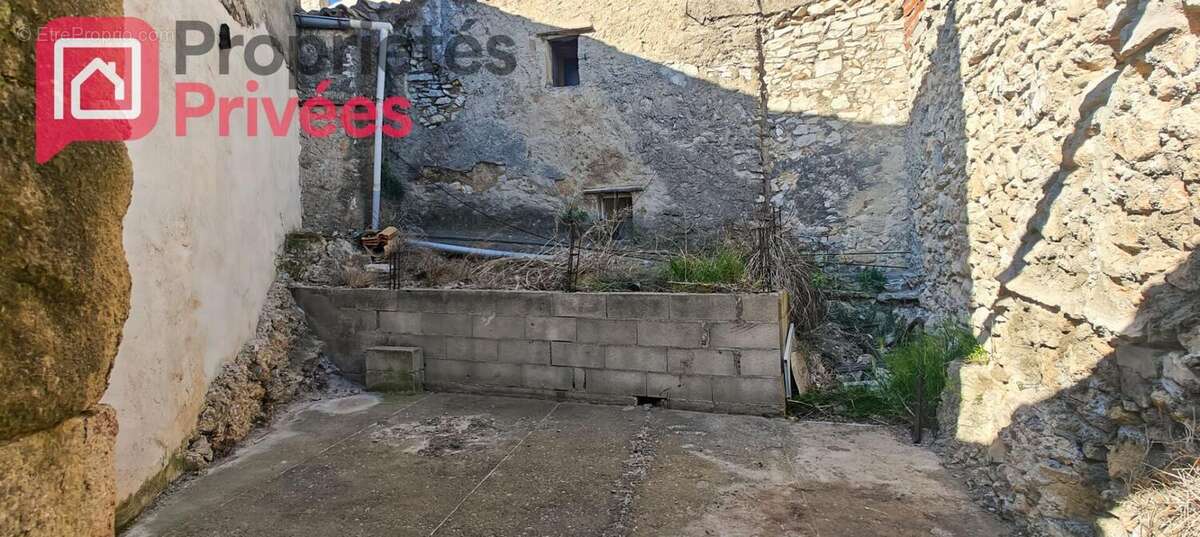 Maison à EYGUIERES