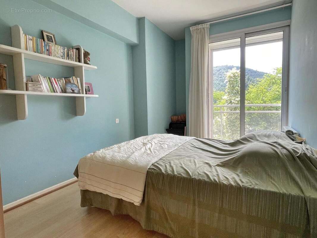   - Maison à VALS-LES-BAINS