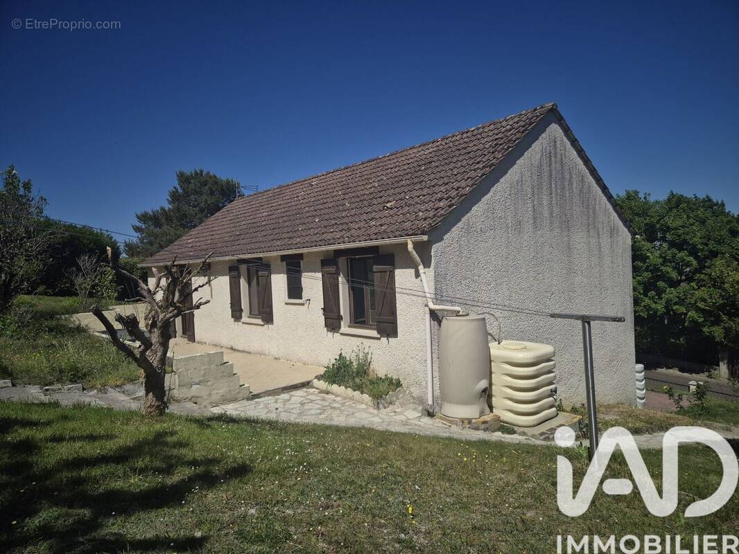 Photo 1 - Maison à PONT-SUR-YONNE