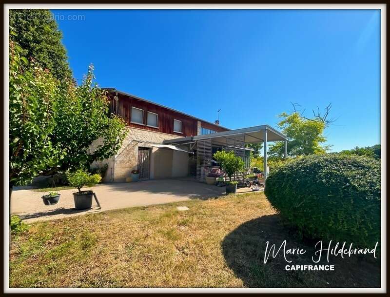 Maison à SAINT-CLAR