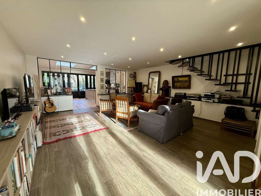 Photo 6 - Maison à LE PERREUX-SUR-MARNE