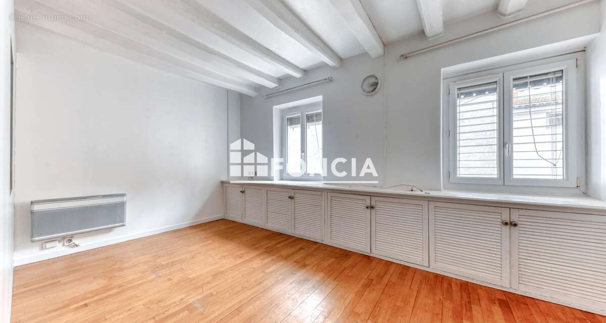 T1 lumineux secteur Foch - 38 m² - photo 2