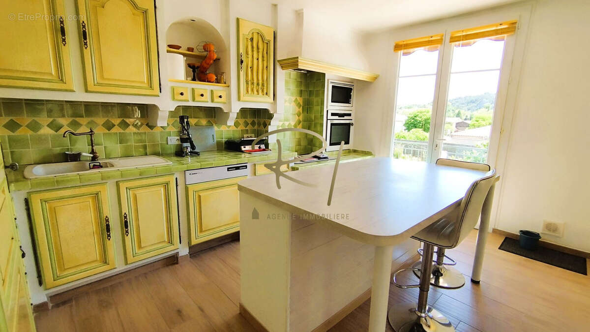 Maison à SAINT-AMBROIX