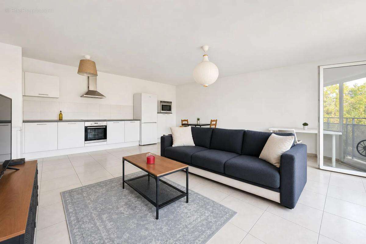 Appartement à PREVESSIN-MOENS