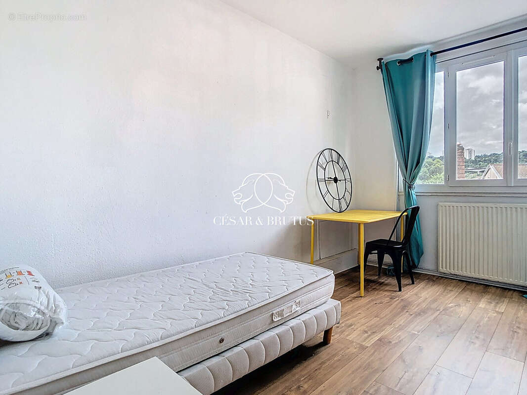 Appartement à LYON-9E