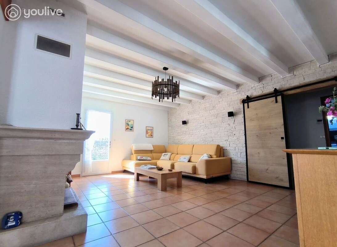 Maison à BOUIN
