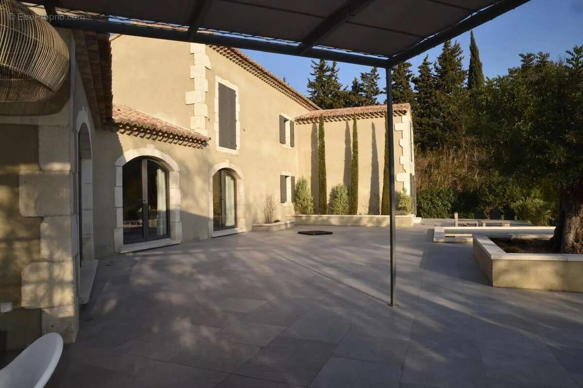 Maison à MAUSSANE-LES-ALPILLES