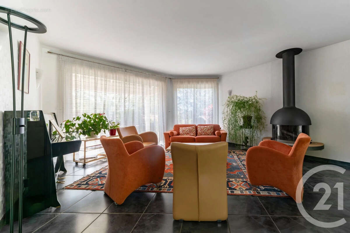 Maison à BELLERIVE-SUR-ALLIER