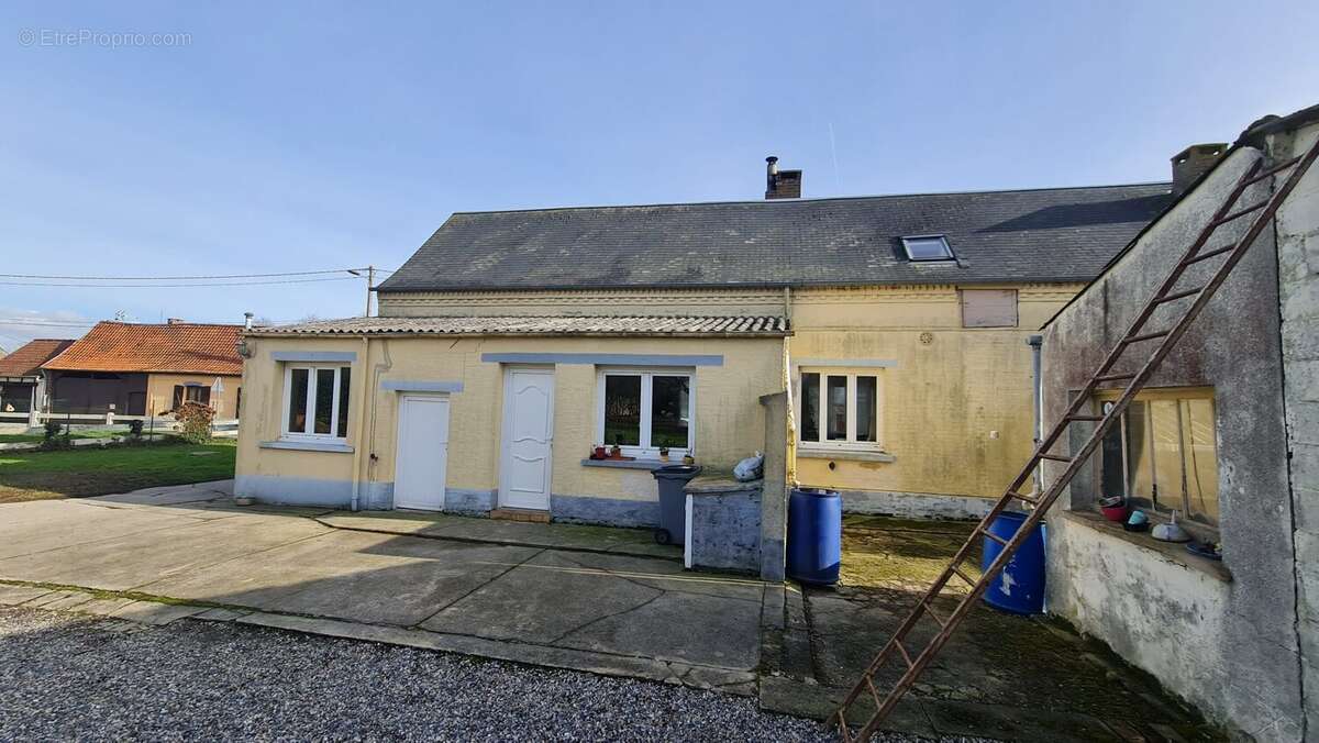 Maison à ALLENAY