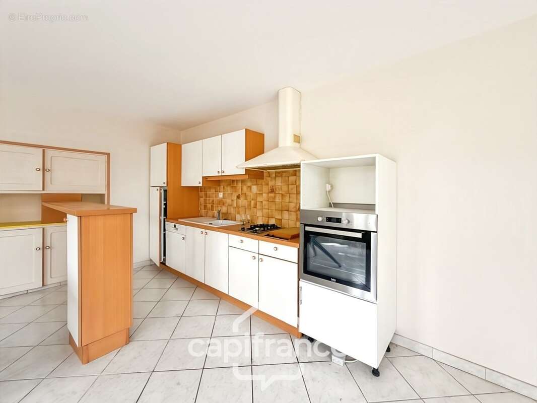 SAINT-VALLIER – Maison familiale de caractère de 202 m² sur un magnifique terrain de 1 878 m² - photo 7