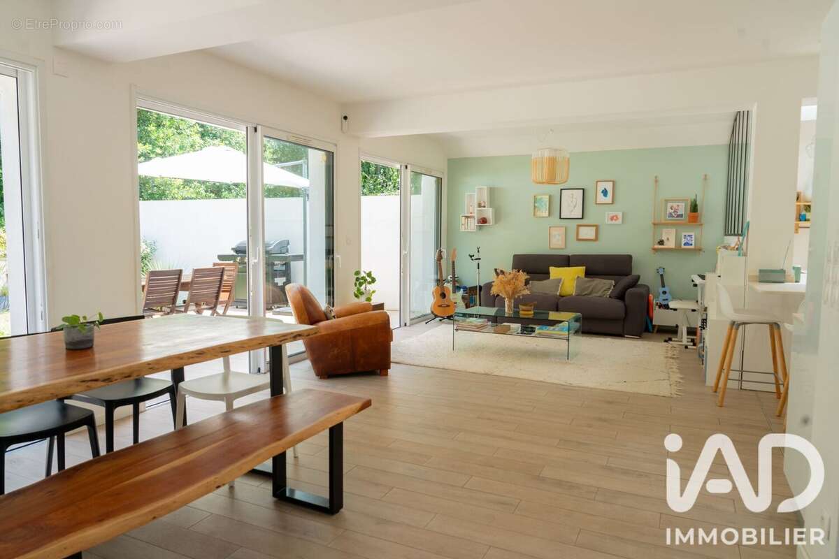 Maison 115 m² à Bassussarry  - photo 4