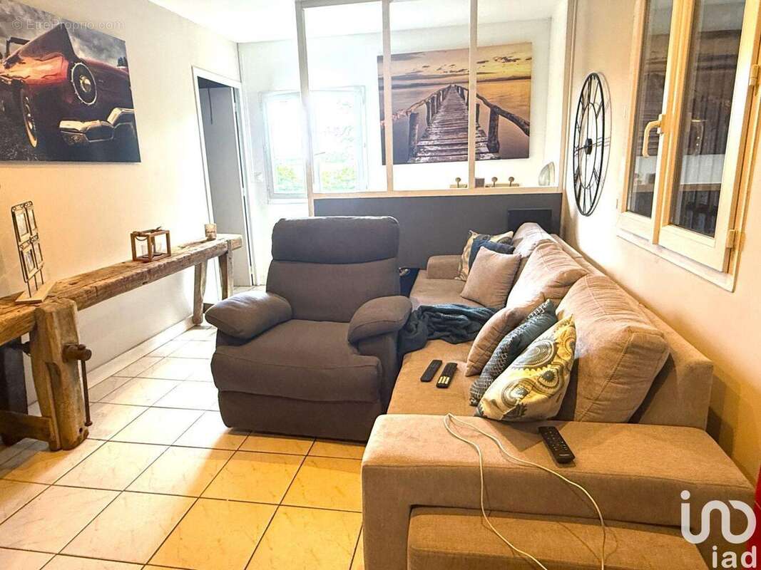 Photo 5 - Commerce à JONZAC