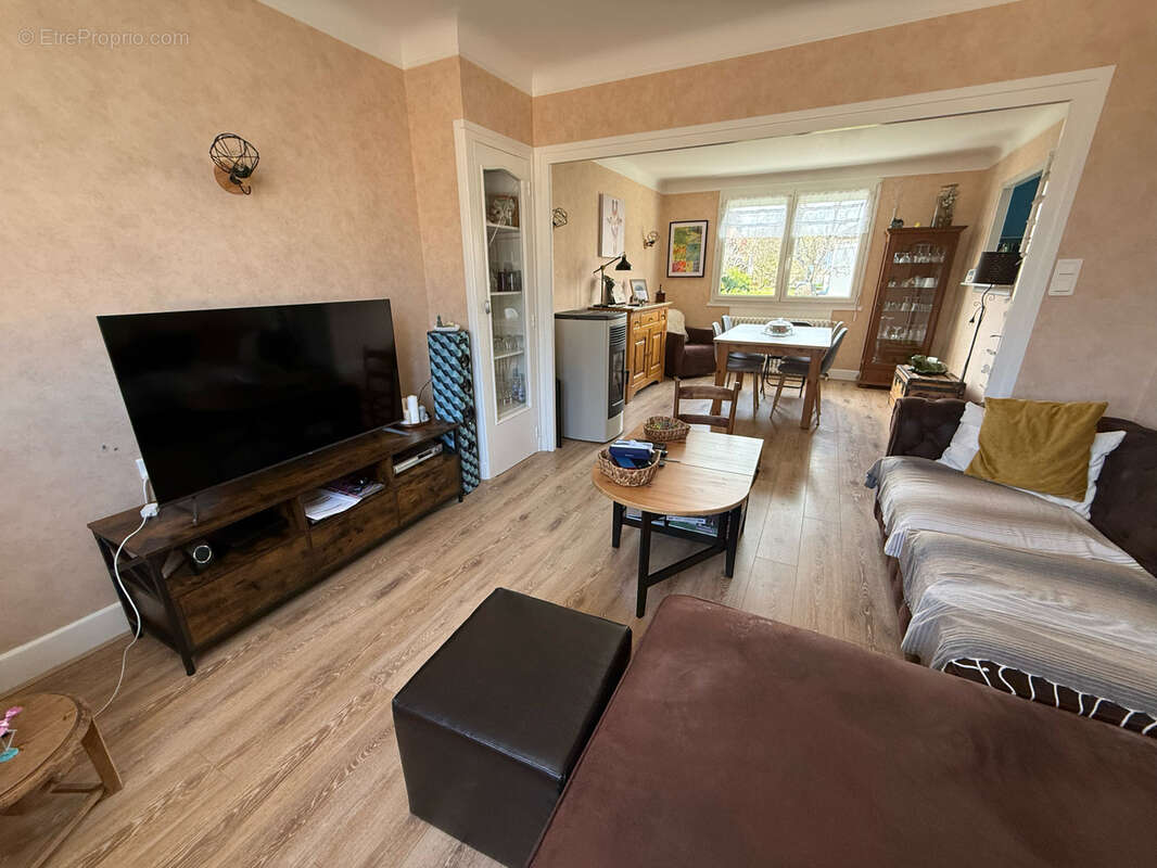 Maison à BELLERIVE-SUR-ALLIER