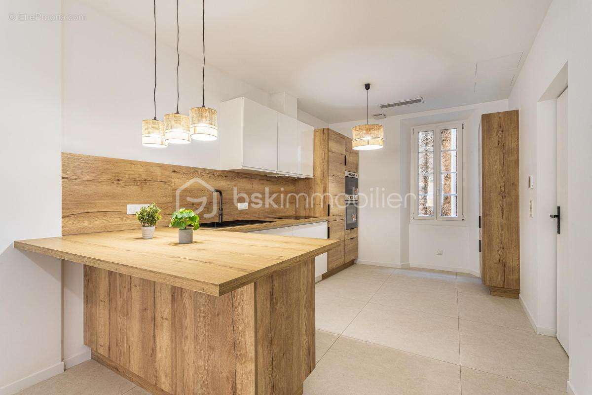 Appartement à HYERES